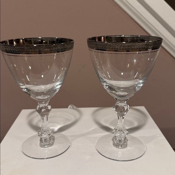 Reynolds “Royal Baroness” Platinum Lead Crystal Water/Wine Goblet, Set/4 (Set 2) - Picture 8 of 16